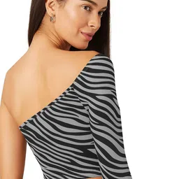 Fashion2wear Animal Print One Shoulder Crop Top image 2
