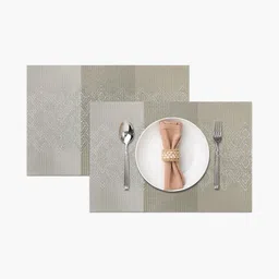 LUXEHOME INTERNATIONAL Grey 2 Pieces Textured Anti-Skid Table Placemats image 2