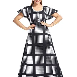 CINCO Striped Square Neck Maxi Nightdress-picture-17