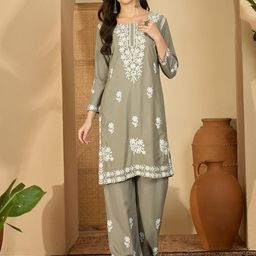 Sangria Women Grey Rayon White Embroidered Tunic with Palazzo Co-Ords-picture-27