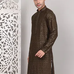 Jompers Men Geometric Embroidered Sequinned Kurta image 5
