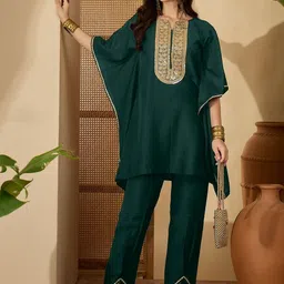 Youthnic Women Ethnic Motifs Embroidered Regular Sequinned Kurta with Trousers-image-49