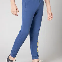 Alan Jones Boys Typography Printed Mid Rise Joggers image 2