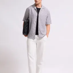 MISCHIEF MONKEY Men Classic Boxy Horizontal Stripes Opaque Printed Casual Shirt image 3