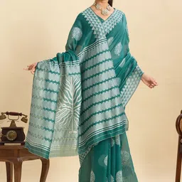 Panzora Ethnic Motifs Silk Blend Handloom Saree image 2