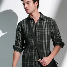 HIGHLANDER Men Comfort Slim Fit Checked Casual Shirt-picture-16