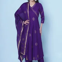 LABEL KASHI Floral Printed V-Neck Anarkali Kurta With Palazzos & Dupatta-picture-17