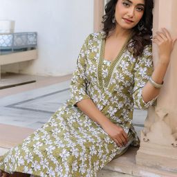 Janasya Women Floral Printed Regular Pure Cotton Kurta with Trousers-picture-10