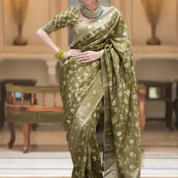 VASTRAAVEDAA Ethnic Motifs Woven Design Zari Banarasi Saree image 4