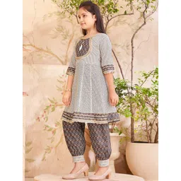 Muhuratam Girls Ethnic Wear Off White Colour Floral Print With Sequin Lace Cotton Kurti Patiala Set image 4