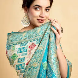 Kumarika Bandhani Zari Art Silk Banarasi Saree image 3