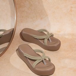 Inc 5 Party Wedge Sandals with Bows-picture-32