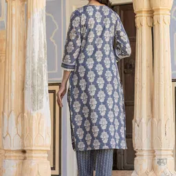 Varanga Ethnic Motifs Printed Regular Thread Work Kurta with Trouser & Dupatta image 5