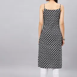 WineRed Ethnic Motifs Printed Kurta image 4