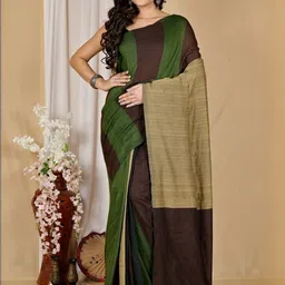 Brynbrit Colourblocked Saree With Blouse Piece image 3