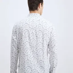 Pepe Jeans Men Spread Collar Abstract Printed Cotton Casual Shirt image 3