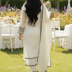 Aaghnya Women Ethnic Motifs Embroidered Regular Thread Work Kurta with Trousers & With Dupatta image 2