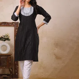 AUZAAI COLLECTION Round Neck Thread Work Pure Cotton Straight Kurta-image-2