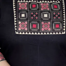 SHRIZA Women Plus Size Ethnic Motifs Gotta Patti Pure Cotton Kurta with Palazzos & Dupatta image 5