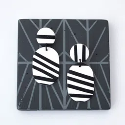 VMA PLAY FASHION Geometric Drop Earrings-picture-33
