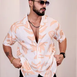 Eszett Floral Printed Spread Collar Shirt-image-40