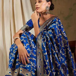 SAINOOR Ethnic Motifs Zari Silk Blend Banarasi Saree-image-23