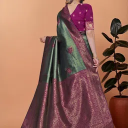 Mameraa Ethnic Motifs Woven Design Zari Banarasi Saree image 4