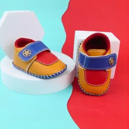 NESKA MODA Kids Velcro Booties image 4