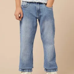 U.S. Polo Assn. Kids Boys Relaxed Fit Mid-Rise Light Fade Stretchable Jeans image 4