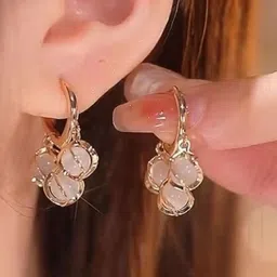 PolluxCraft Heart Shaped Studs Earrings image 3