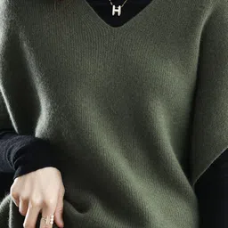 StyleCast Women V-Neck Pullover Sweaters image 2