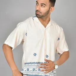 UNDERLOOP Men Comfort Oversized Fit Floral Printed Cuban Collar Cotton Casual Shirt image 5