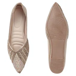 SIRDENILL Women Embellished with Beaded Detailing Mojaris Flats image 5