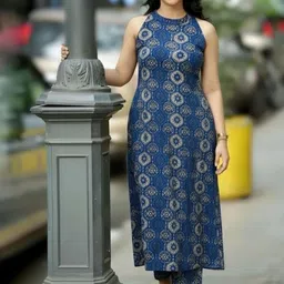 Aaghnya Floral Printed Halter Neck Straight Kurta With Palazzos-image-37