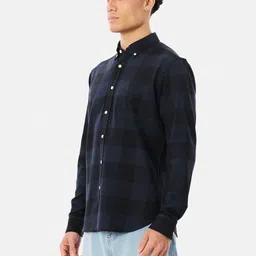 Snitch Men Slim Fit Checked Casual Shirt image 2