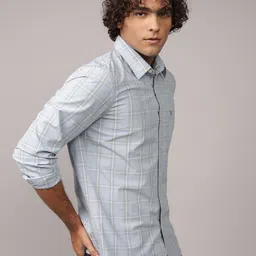 AMERICAN EAGLE OUTFITTERS Slim Fit Checked Spread Collar Pure Cotton Casual Shirt-image-82