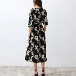 manojava Women Fit and Flare Multicolor Below Knee Dress image 2