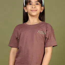 V-Mart Girls Printed Pockets T-shirt-picture-14