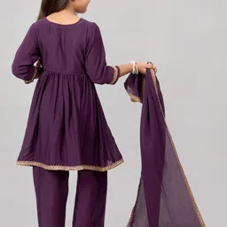 Pehanaava Girls Ethnic Motifs Angrakha Gotta Patti Pure Cotton Kurti with Patiala & With Dupatta image 3