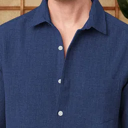 Moda Rapido Men Solid Spread Collar Casual Shirt image 3