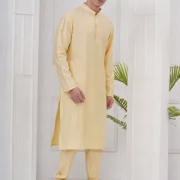 Sethukrishna Men Mandarin Collar Regular Kurta with Churidar image 2
