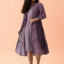 DressBerry Crepe Fit & Flare Midi Dress image 5