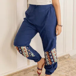 HOPE House of Pure Eco Women Relaxed Fit Printed Mid Rise Trousers-picture-17