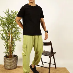 Thomas Scott Men Printed Relaxed Fit Mid Rise Joggers image 5