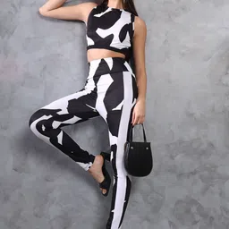 VANGULL Women Printed Top & Trousers Co-Ord Set image 2