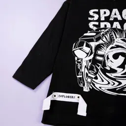 KiddoPanti Boys Graphic Printed Round Neck Cotton T-shirt image 3