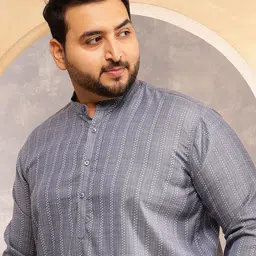 SOJANYA PLUS Men Striped Straight Kurta image 4