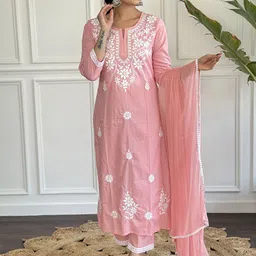 DIVASTRI Floral Embroidered Chikankari Pure Cotton Kurta With Trouser & Dupatta image 5