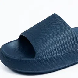 The Roadster Lifestyle Co. Men Textured Sliders Flip Flops image 2