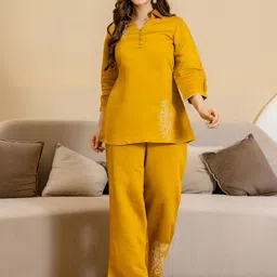 Skylee Pop Women Floral Embroidered Regular Shirt Collar A-Line Above Knee Kurta Set image 4